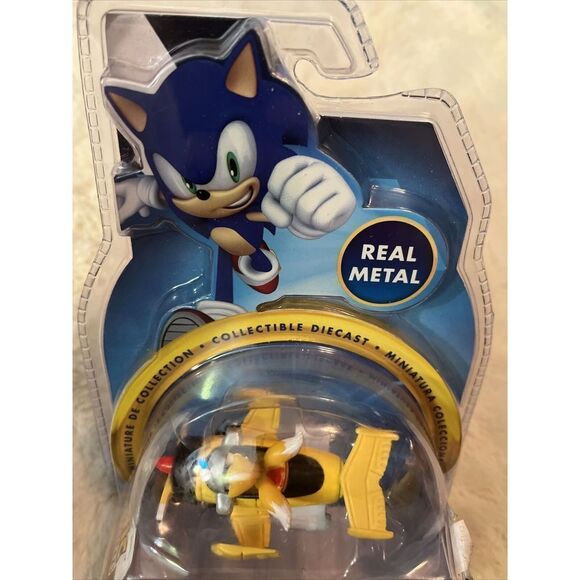 ✅Sega Sonic The Hedgehog Yellow Tails Collectible Diecast Real Metal - TW1 - Picture 4 of 4